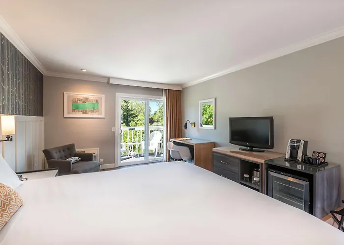 Upvalley Inn & Hot Springs, Ascend Hotel Collection