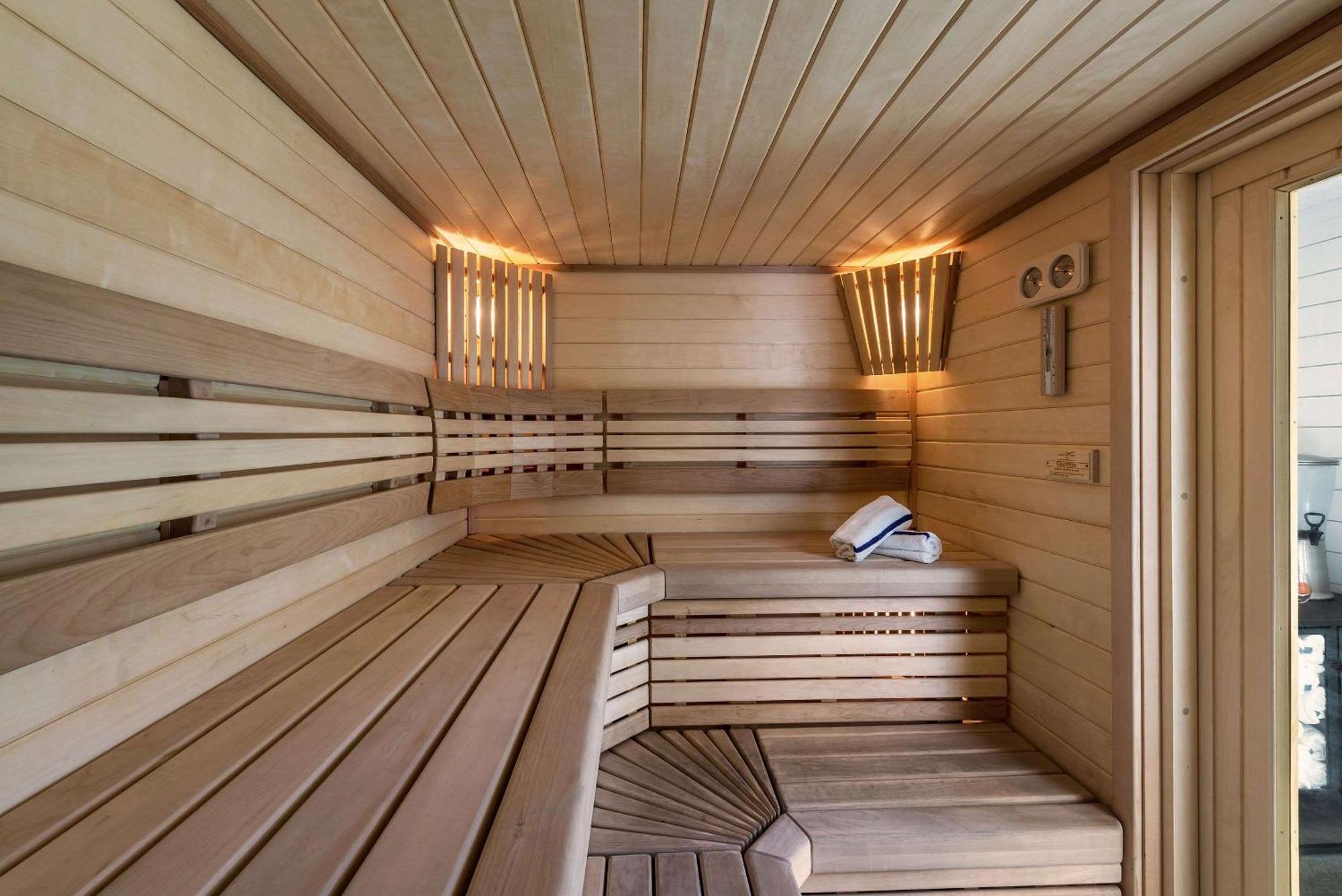 Upvalley & Hot Springs, Ascend Collection Hotel 3*