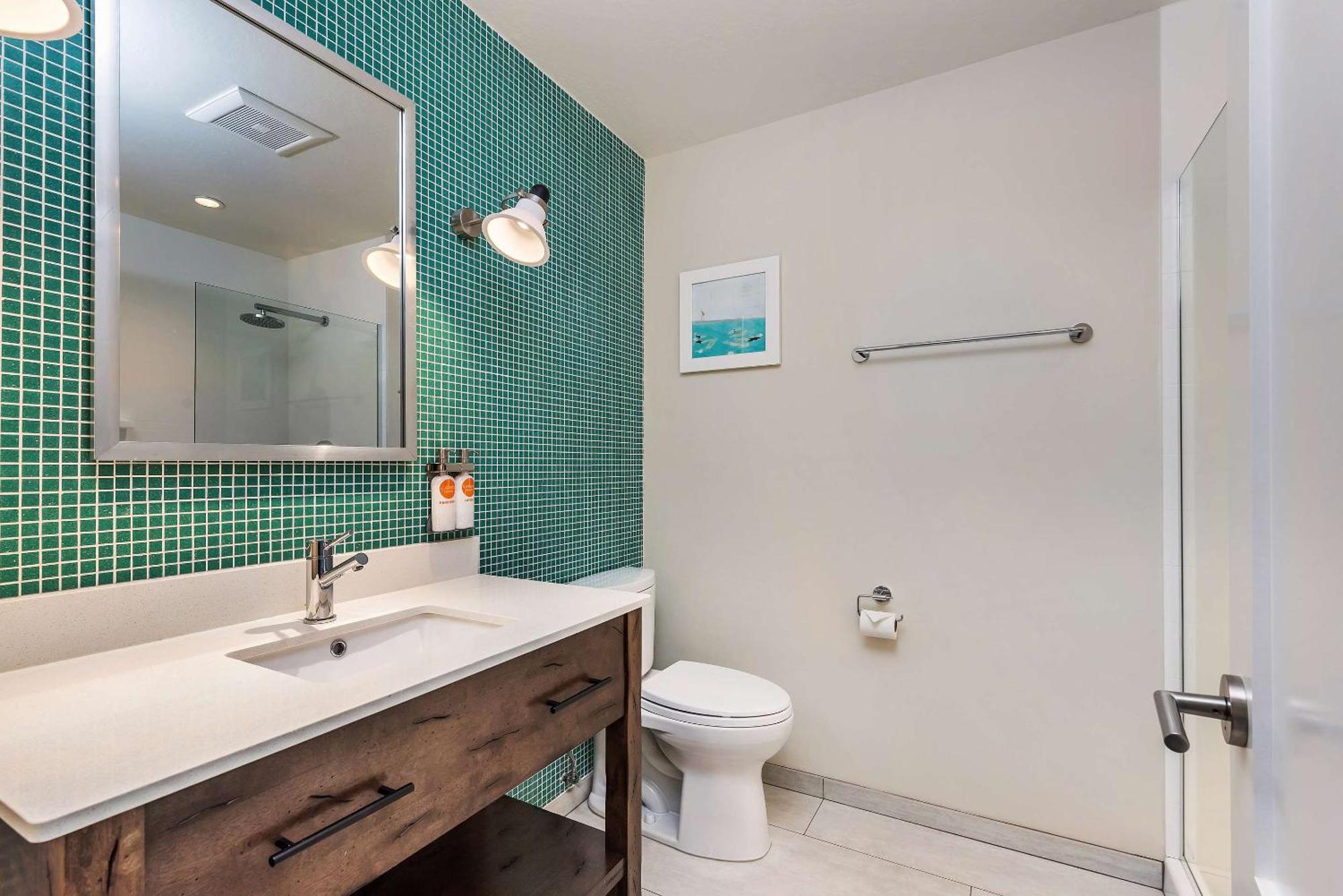 Upvalley & Hot Springs Napa Valley, Ascend Collection Hotel Calistoga