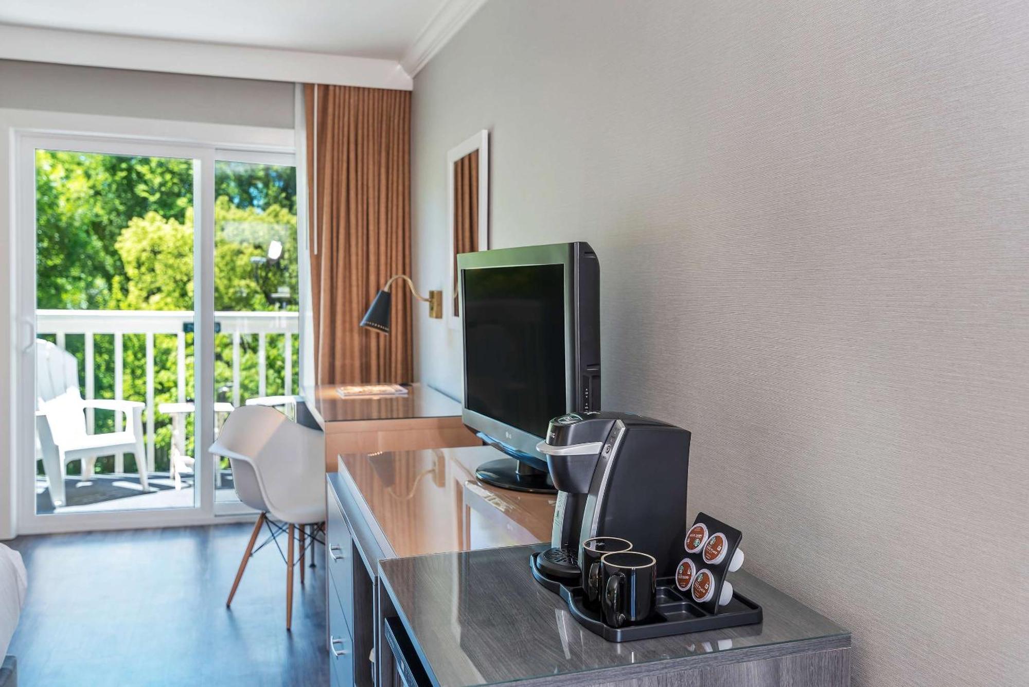 Upvalley & Hot Springs Napa Valley, Ascend Collection Hotel 3*