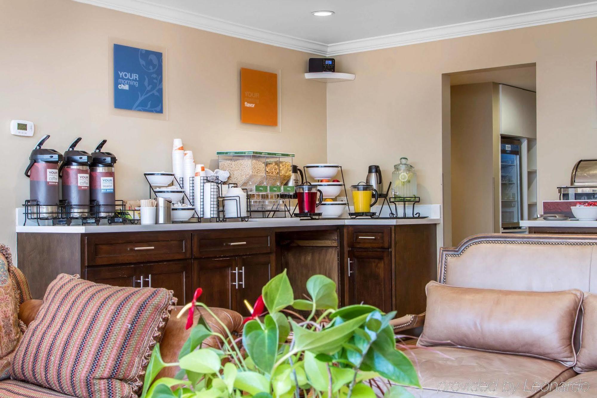 Upvalley & Hot Springs, Ascend Collection